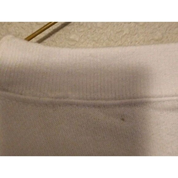 Vintage Disney Mickey Mouse White Sweatshirt 80’s Made In USA Sz S (26" L X 17") - Picture 5 of 6